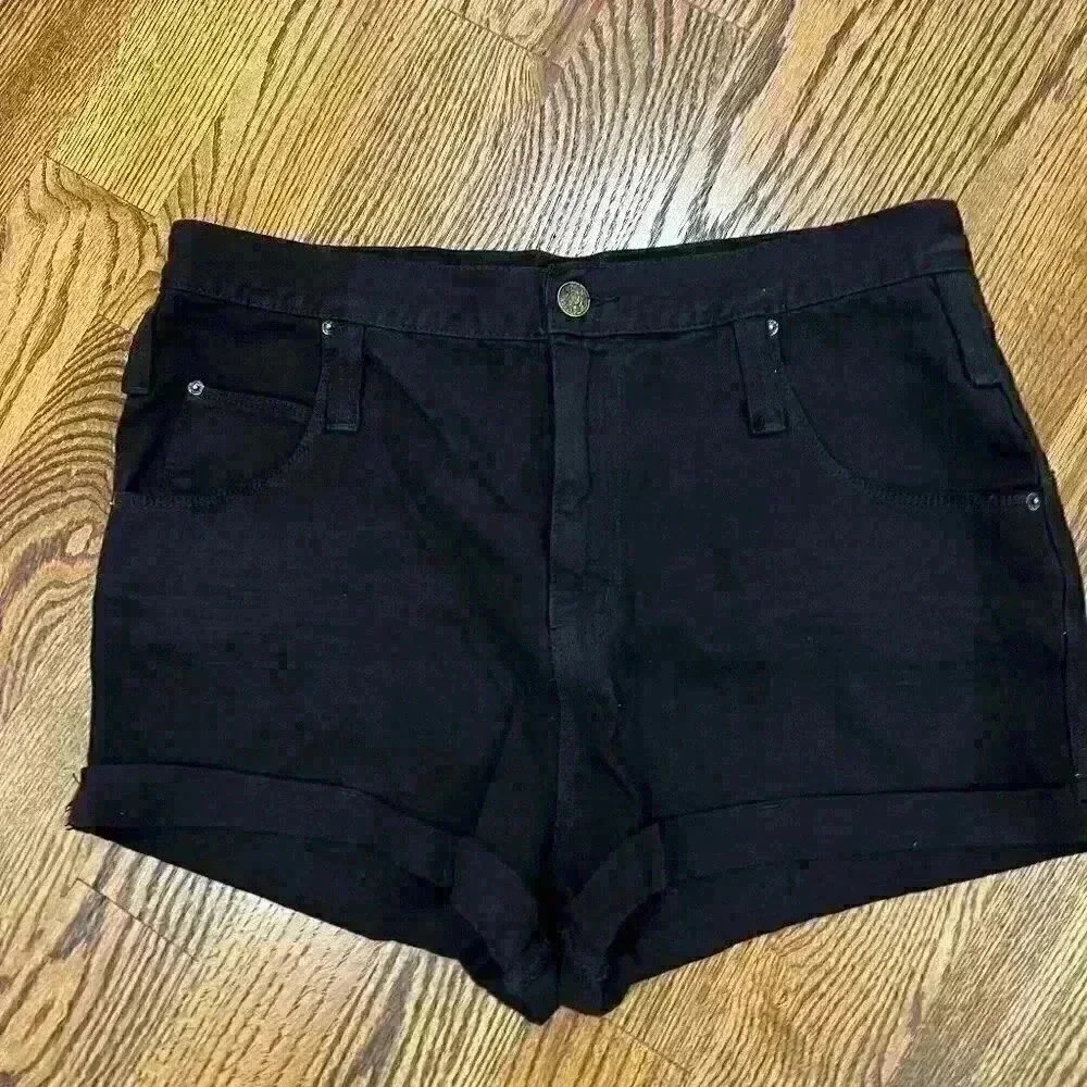 BDG Urban Outfitters Black Roll Up Jean Shorts Size 31W